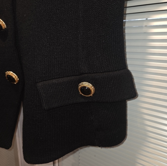 St John size 12 Black Solid blazer 100 percent silk short Sleeve Career Blazer - Picture 6 of 7